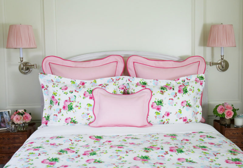 pink room linen line